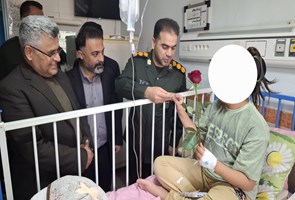 عیادت-از-بیماران-به-مناسبت-هفته-بسیج-در-بیمارستان-امام-خمینی-سردشت